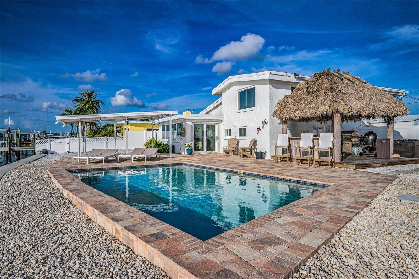 Redington Beach, FL 33708,16137 4TH ST E