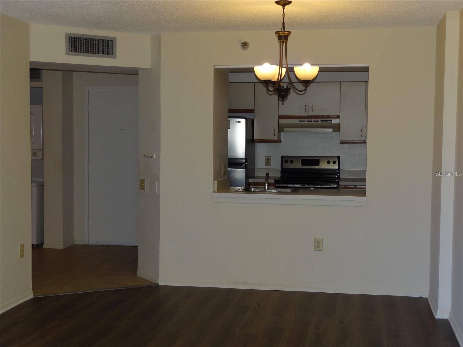 Clearwater, FL 33762,2333 FEATHER SOUND DR #C209