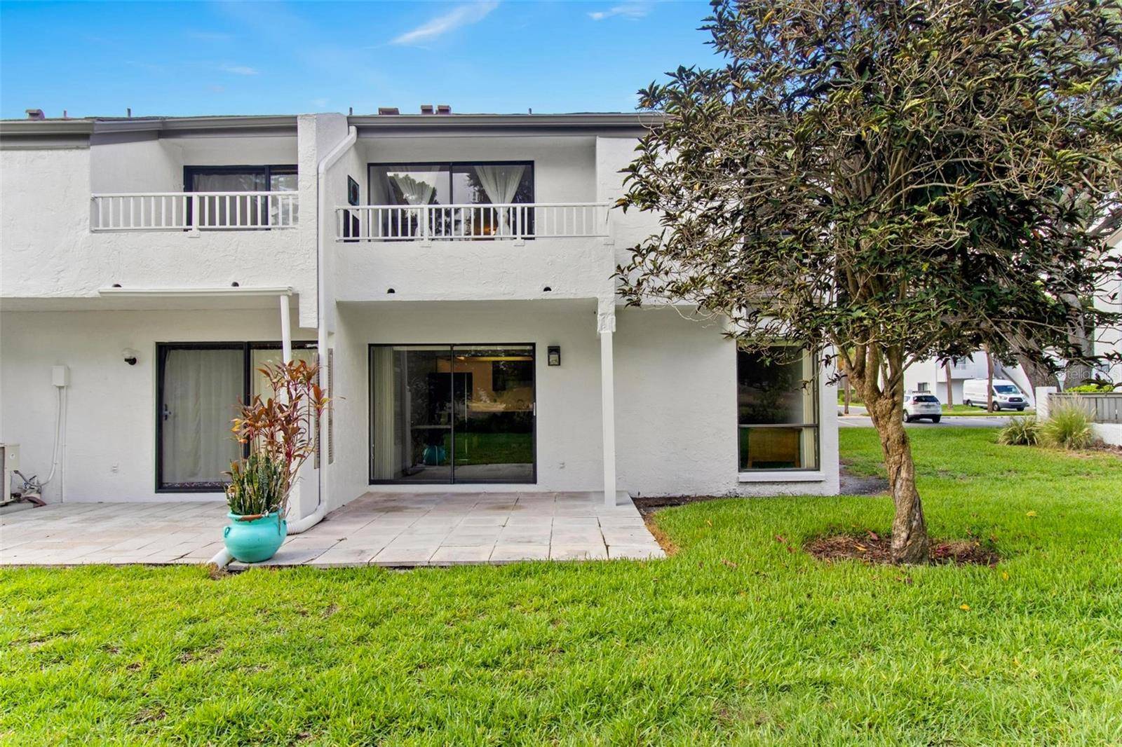 St Petersburg, FL 33712,2075 LAKEWOOD CLUB DR S #6A
