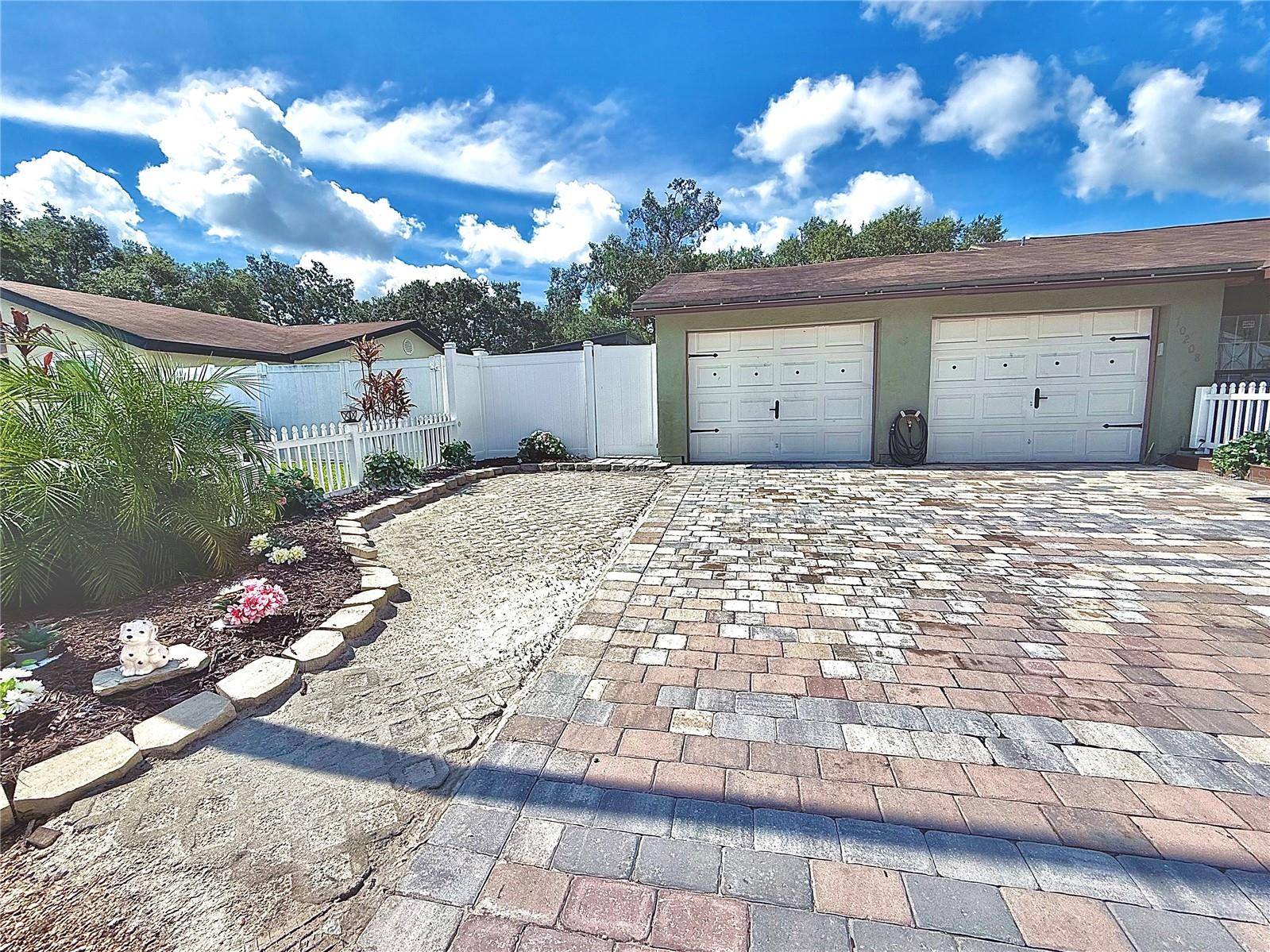 Tampa, FL 33615,10208 TURTLE HILL CT