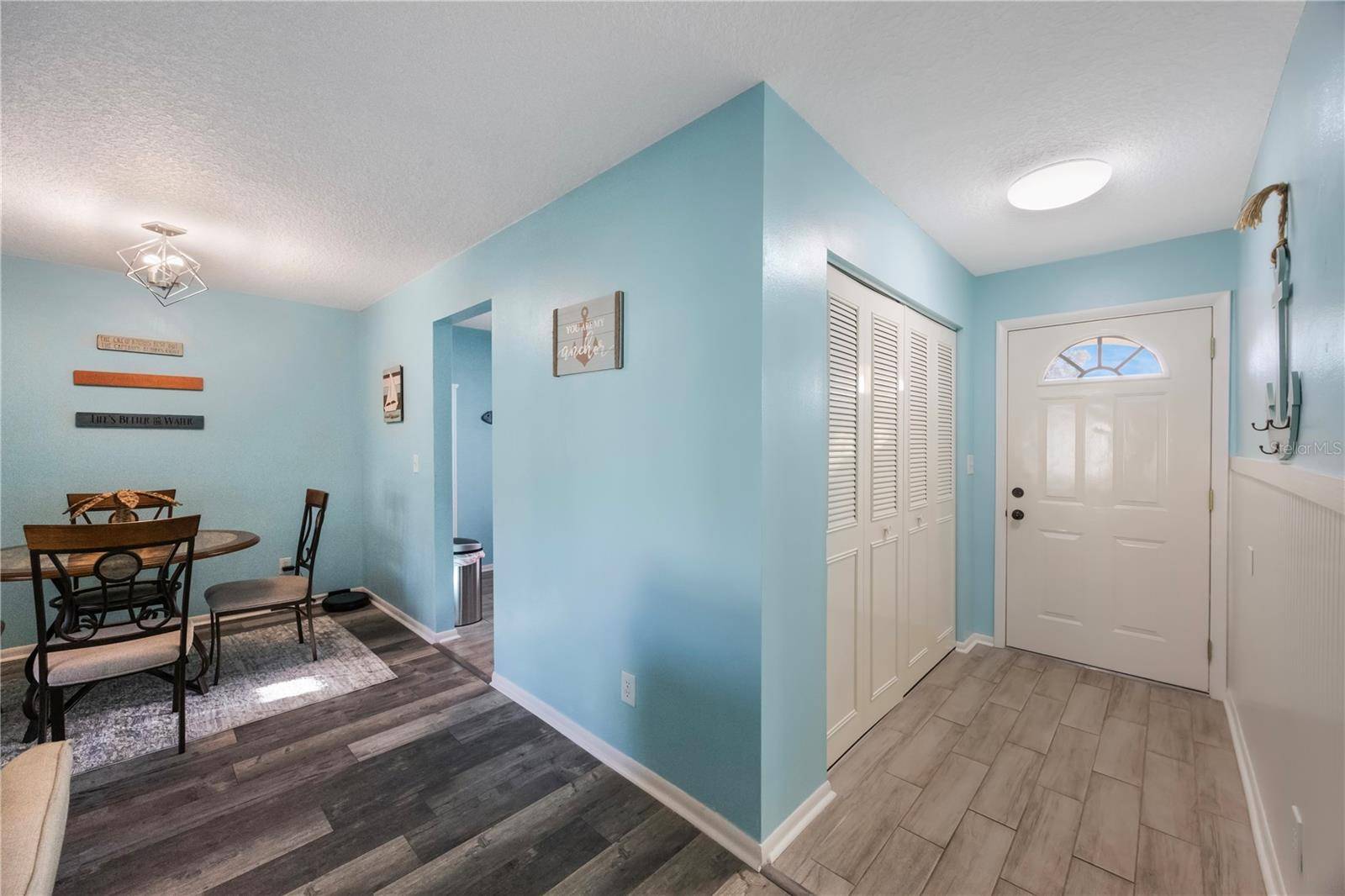 Seminole, FL 33777,9989 85TH ST