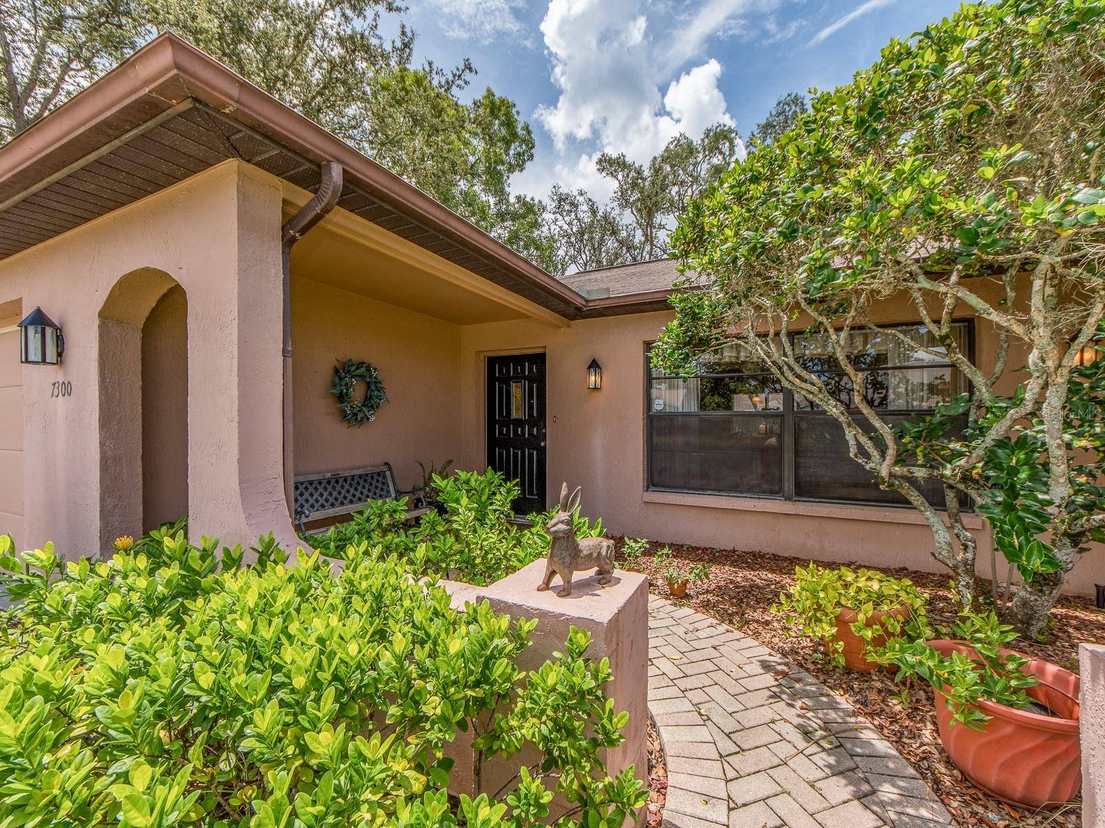 Port Richey, FL 34668,7300 DOGLEG CT