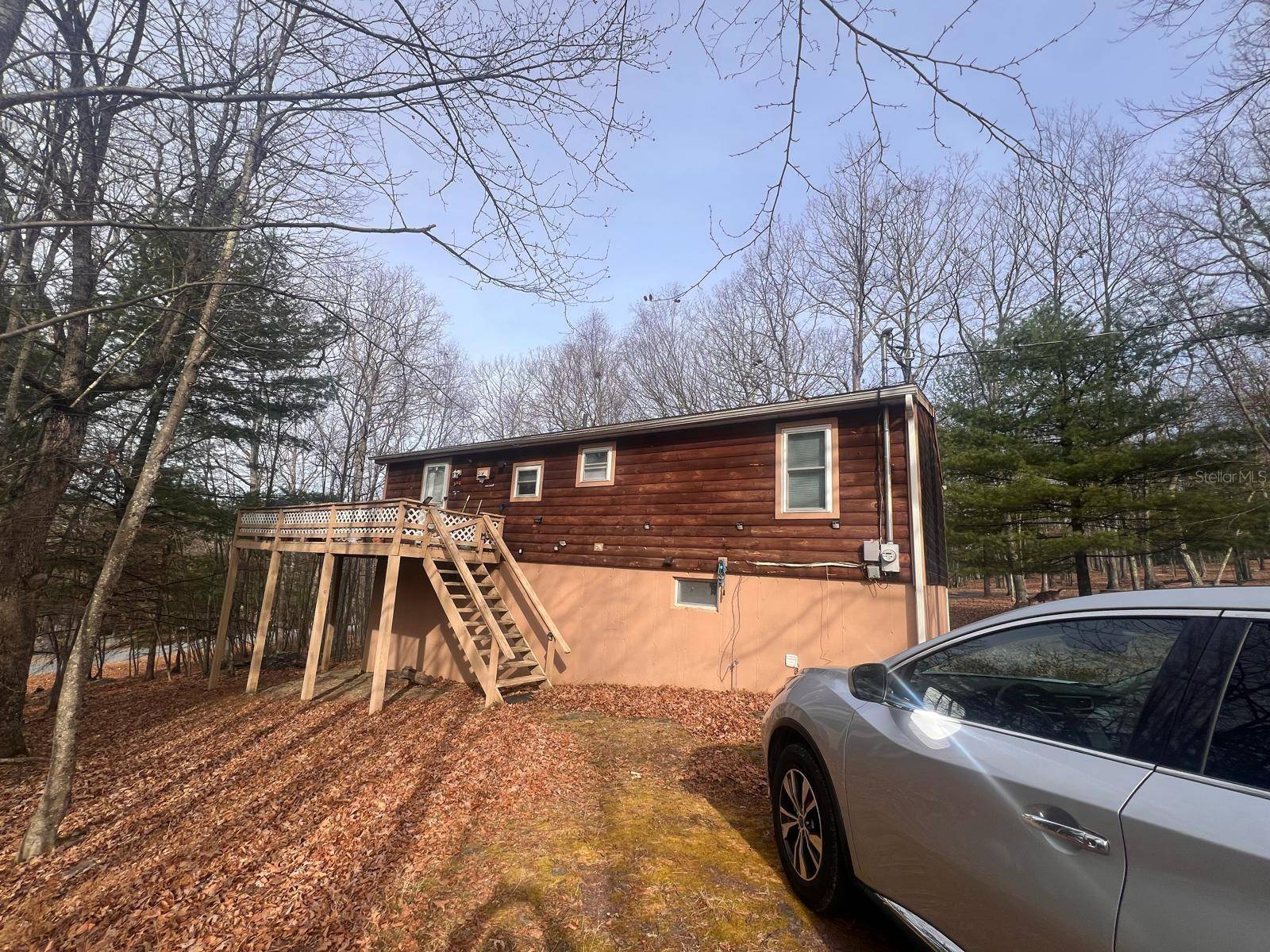 Lackawaxen, PA 18435,123 ROCKY RD