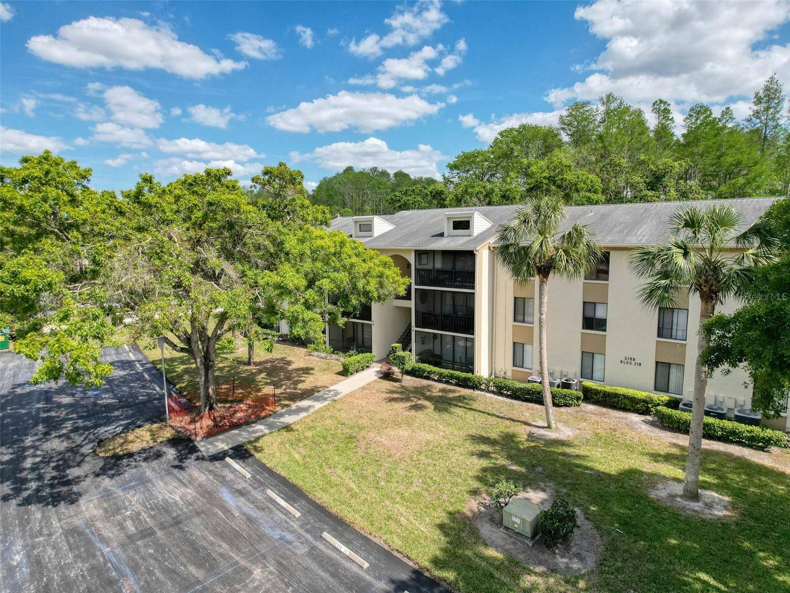 Tarpon Springs, FL 34688,3188 LAKE PINE WAY S #B1