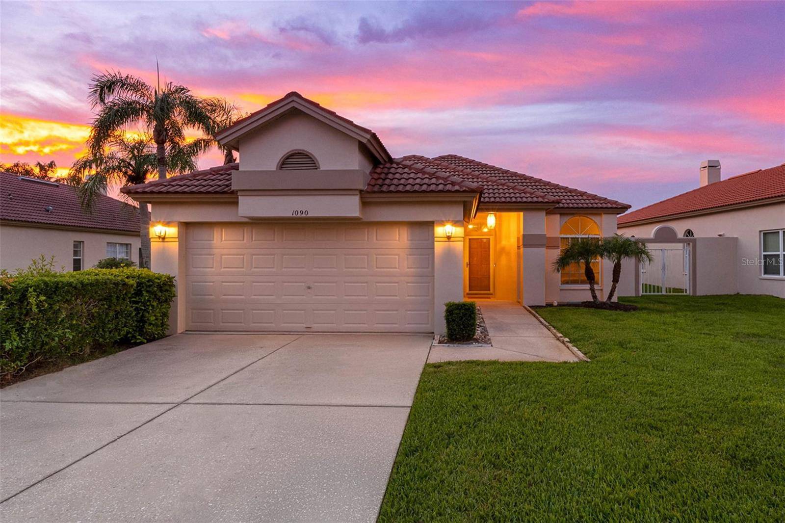 Tarpon Springs, FL 34688,1090 DARTFORD DR