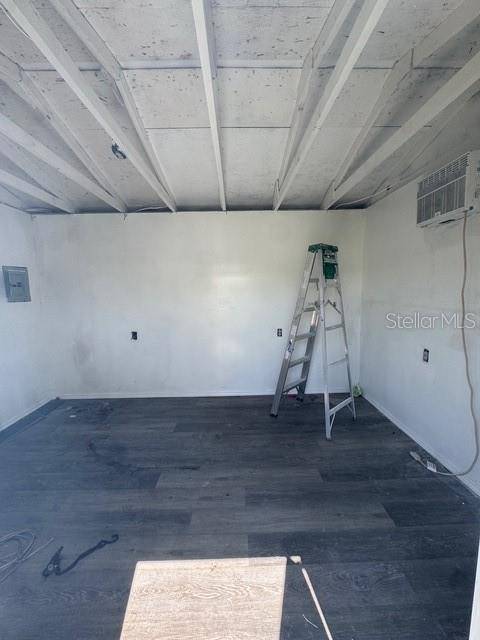 Ruskin, FL 33570,203 1ST ST NW