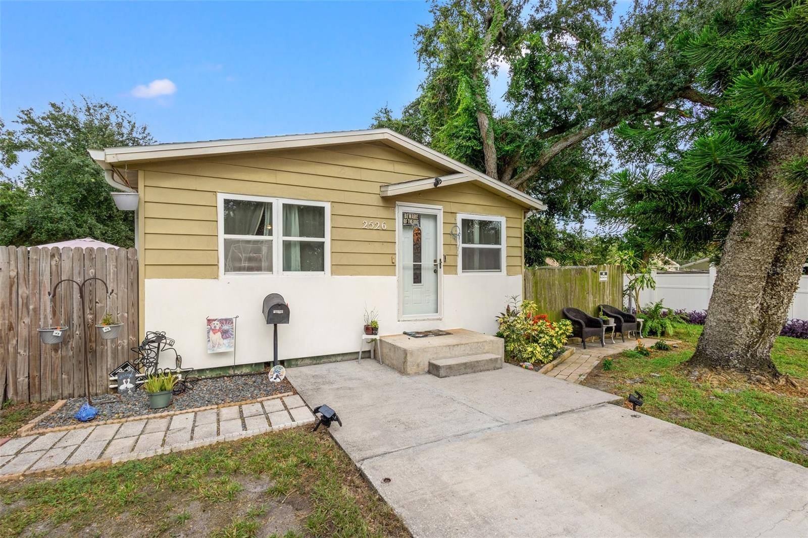 St Petersburg, FL 33712,2526 26TH ST S