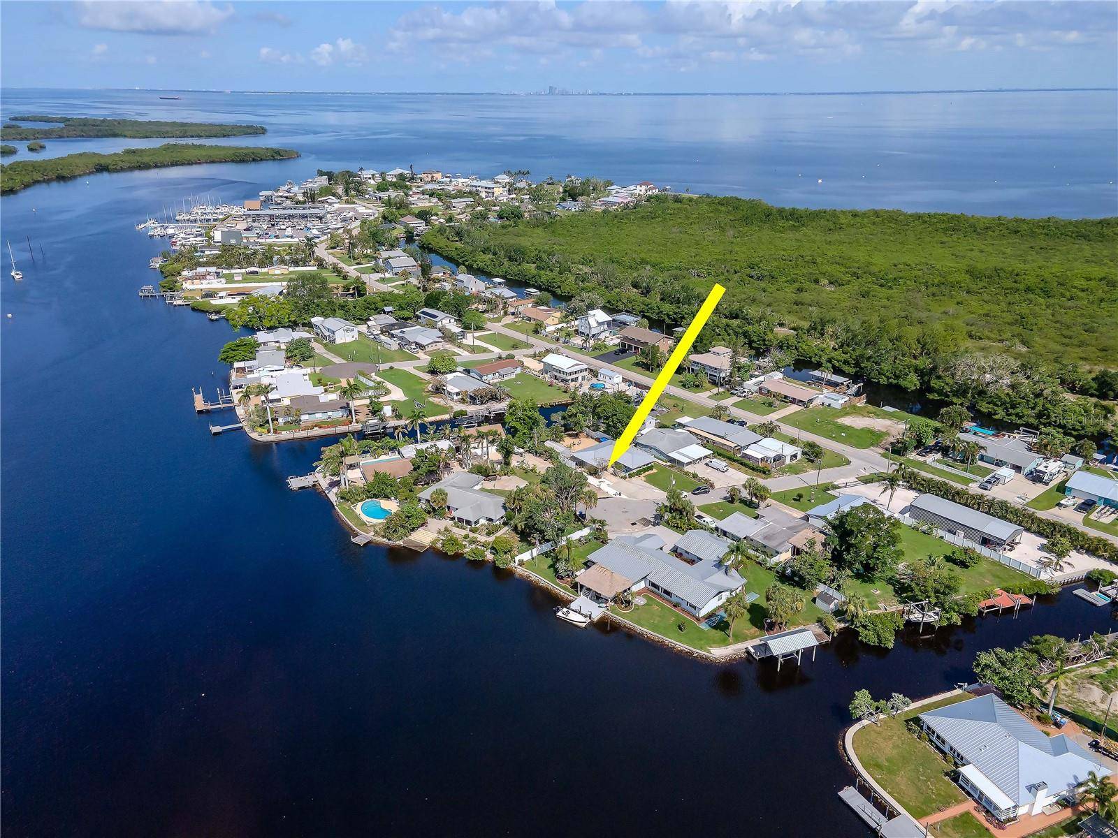 Ruskin, FL 33570,106 STEVEN ST
