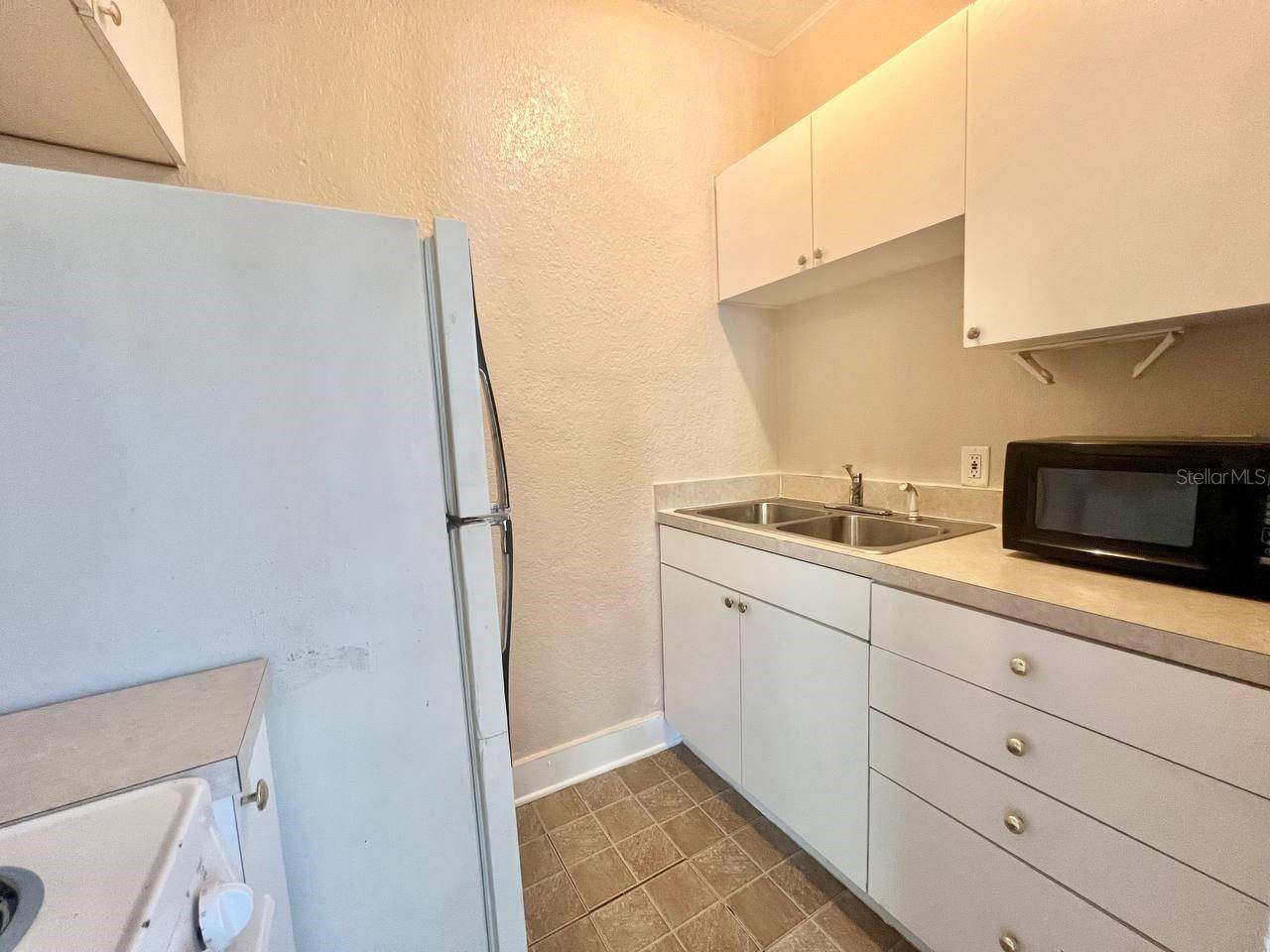 Tampa, FL 33607,1006 W ARCH ST #3