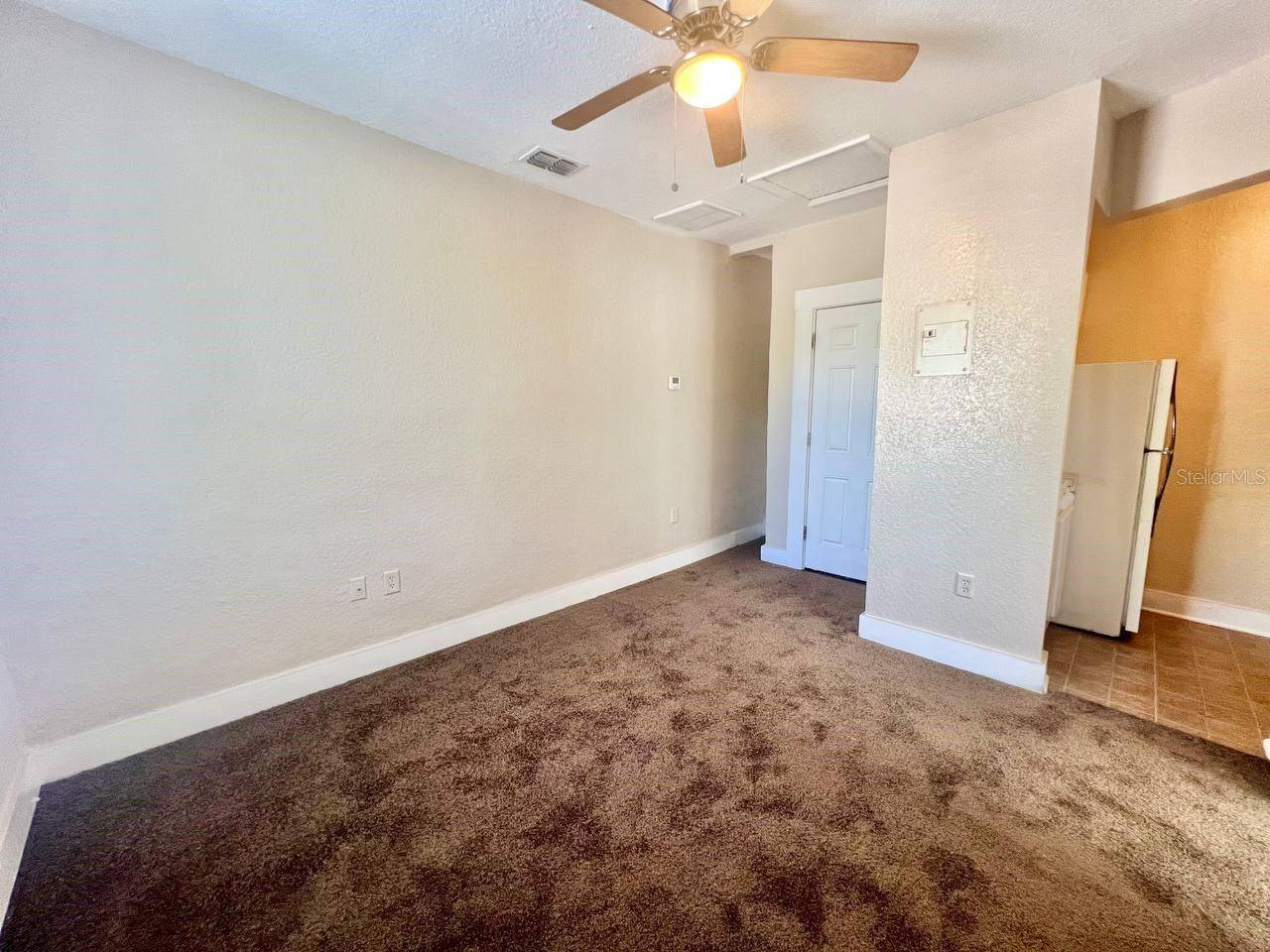 Tampa, FL 33607,1006 W ARCH ST #3