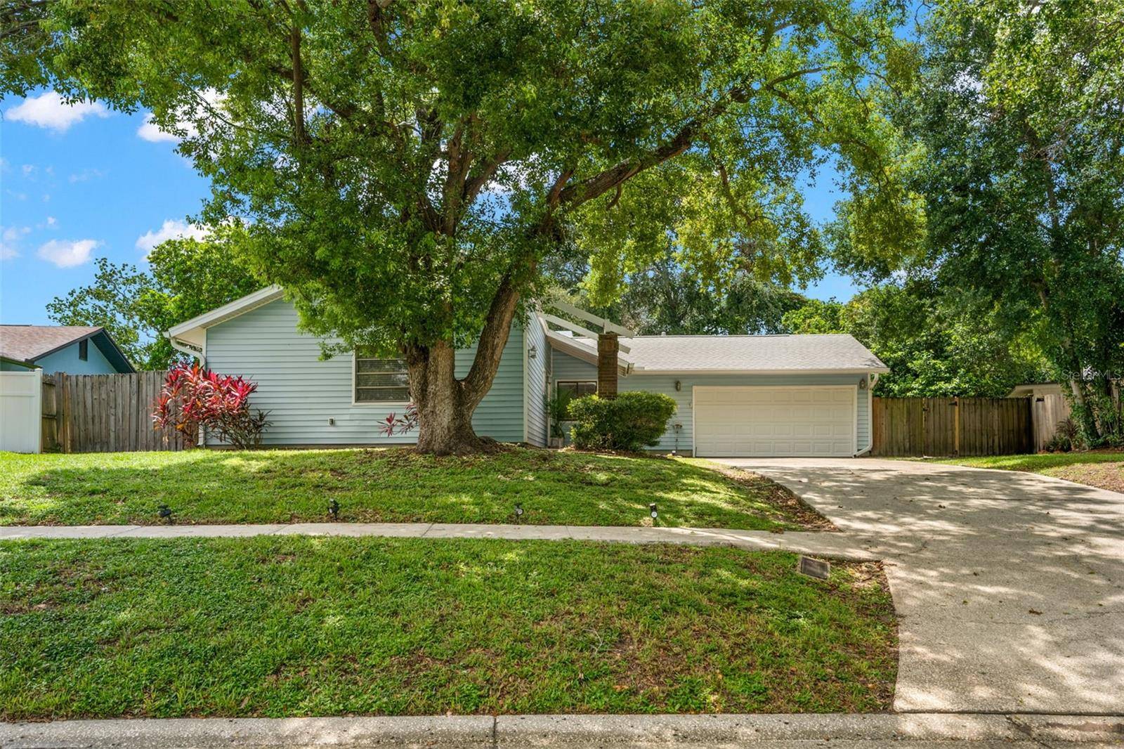 Clearwater, FL 33761,2580 REDWOOD WAY