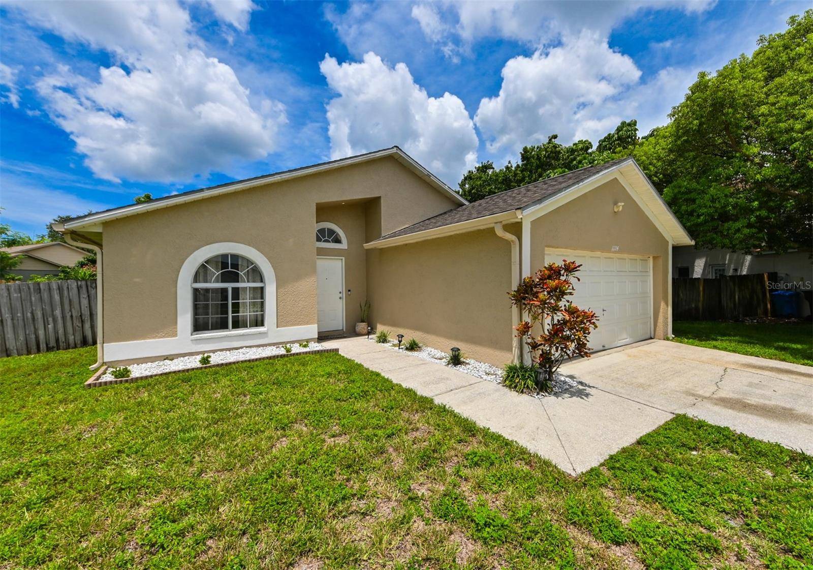 Tampa, FL 33635,11114 WINDPOINT DR