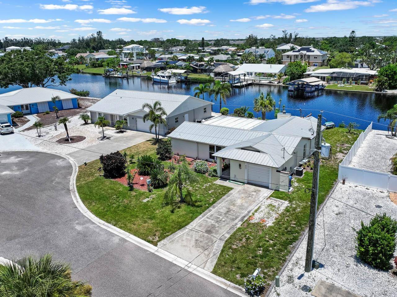 Ruskin, FL 33570,803 LEISEY CIR