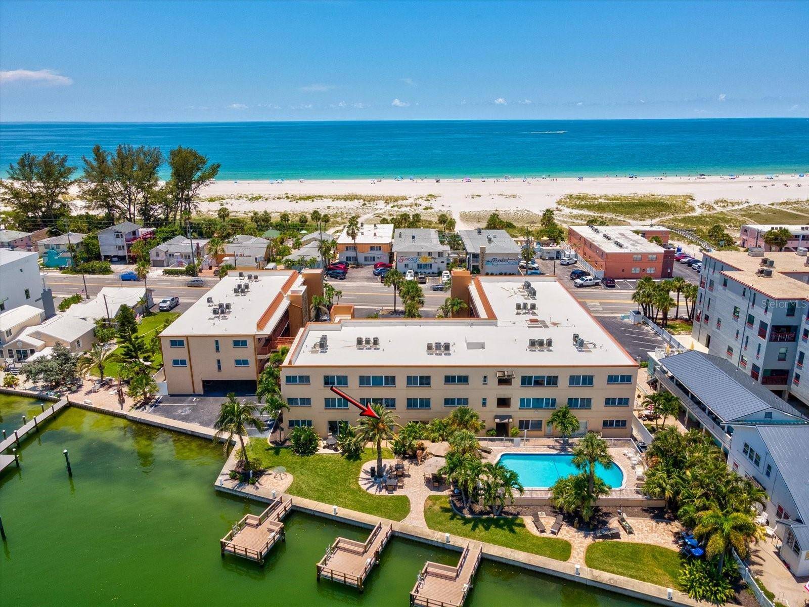 St Petersburg, FL 33706,10265 GULF BLVD #A107