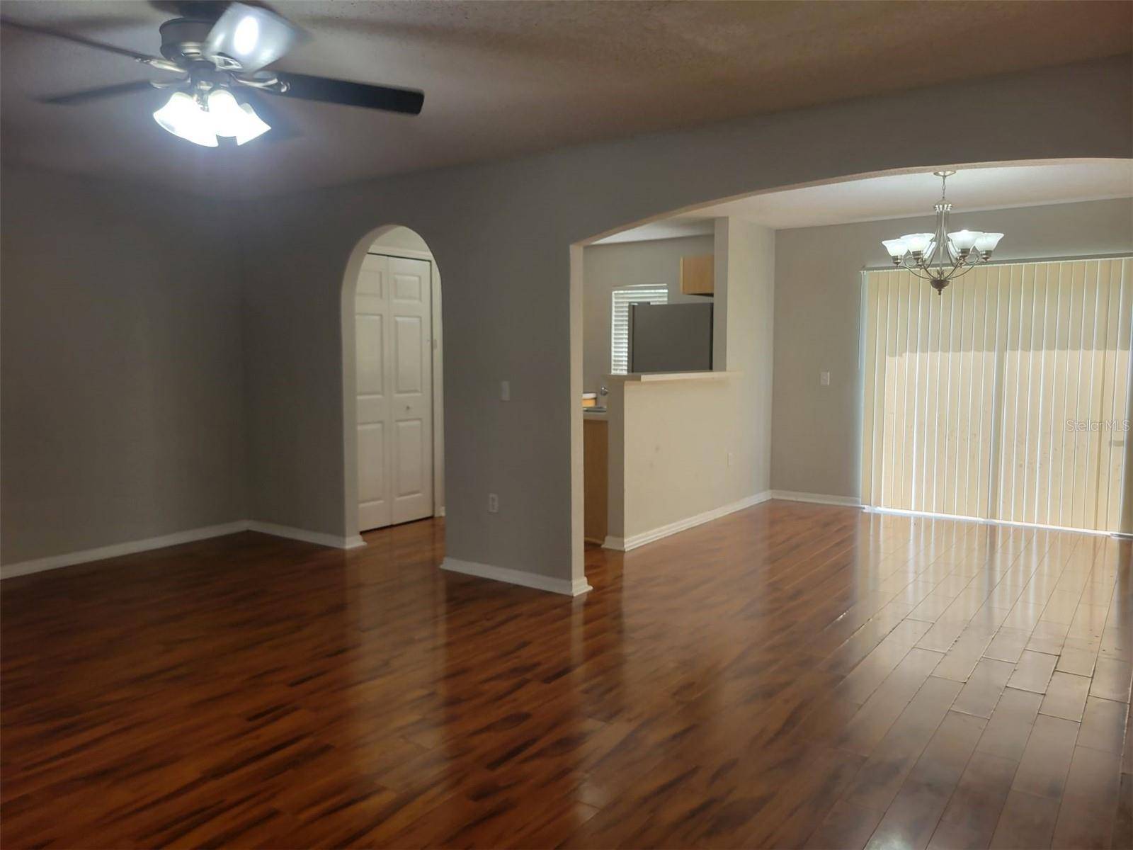 Tampa, FL 33610,9957 ASHBURN LAKE DR