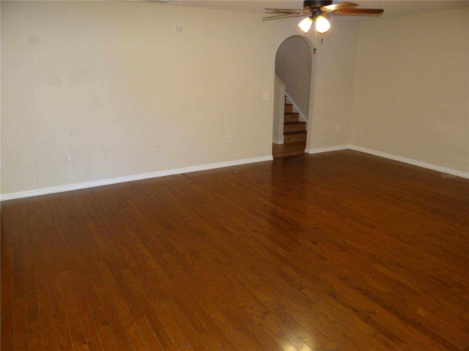 Tampa, FL 33610,4651 ASHBURN SQUARE DR