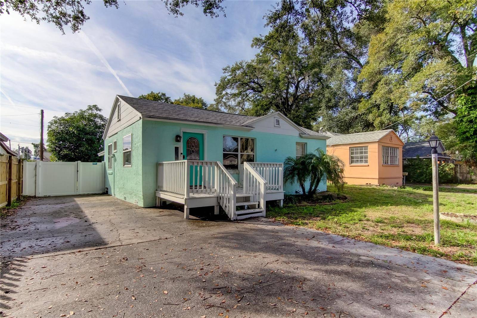 Tampa, FL 33604,1427 E MOHAWK AVE