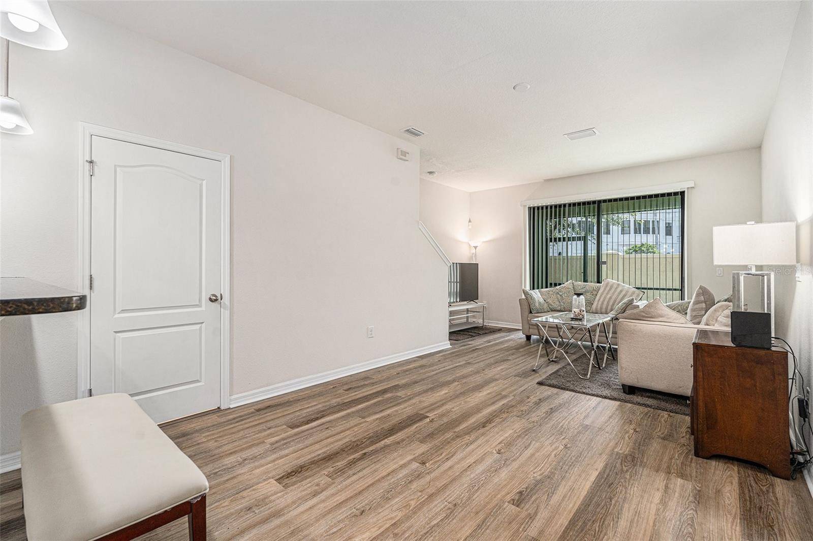 Clearwater, FL 33760,5231 BAY ISLE CIR