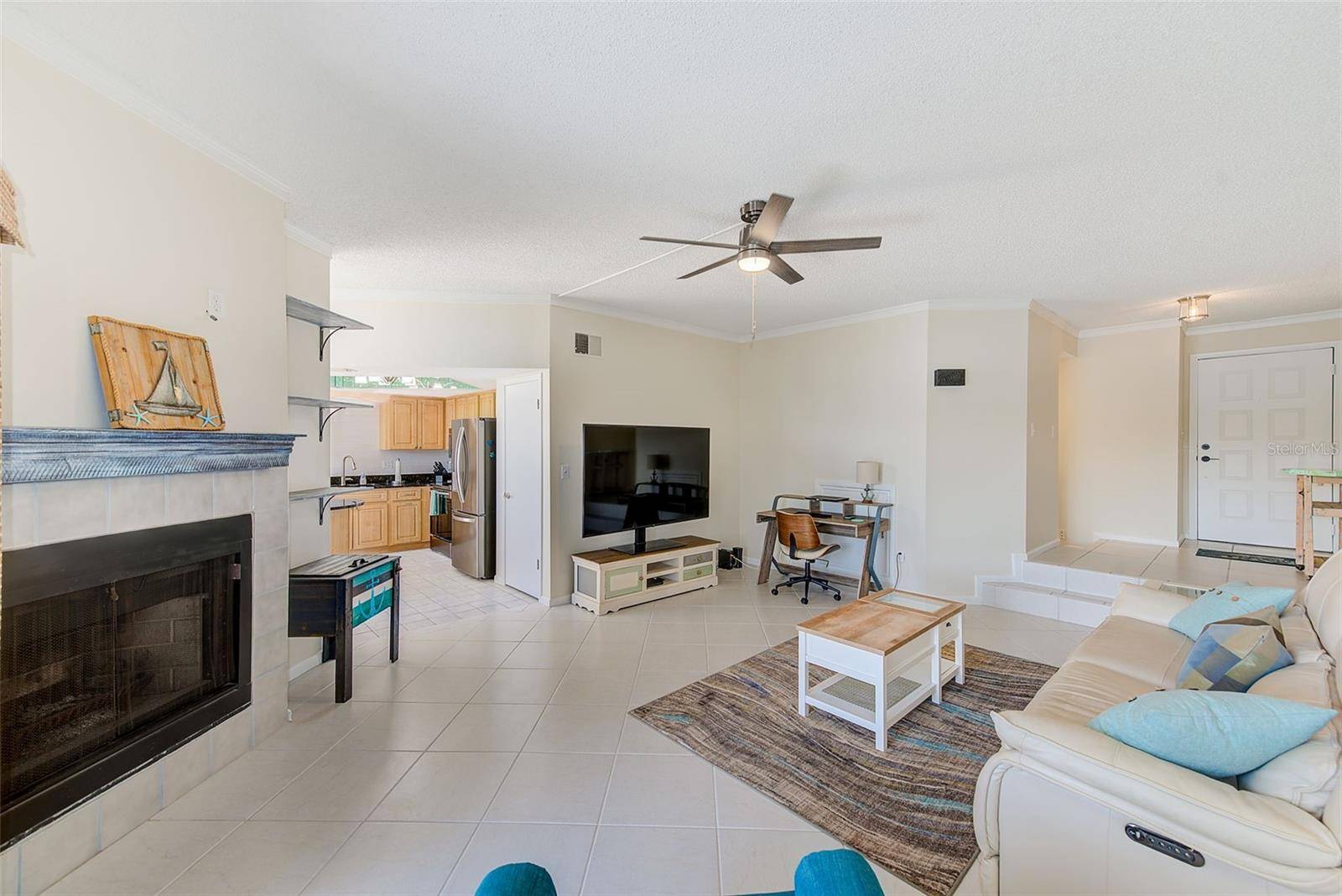 St Petersburg, FL 33715,557 PINELLAS BAYWAY S #303