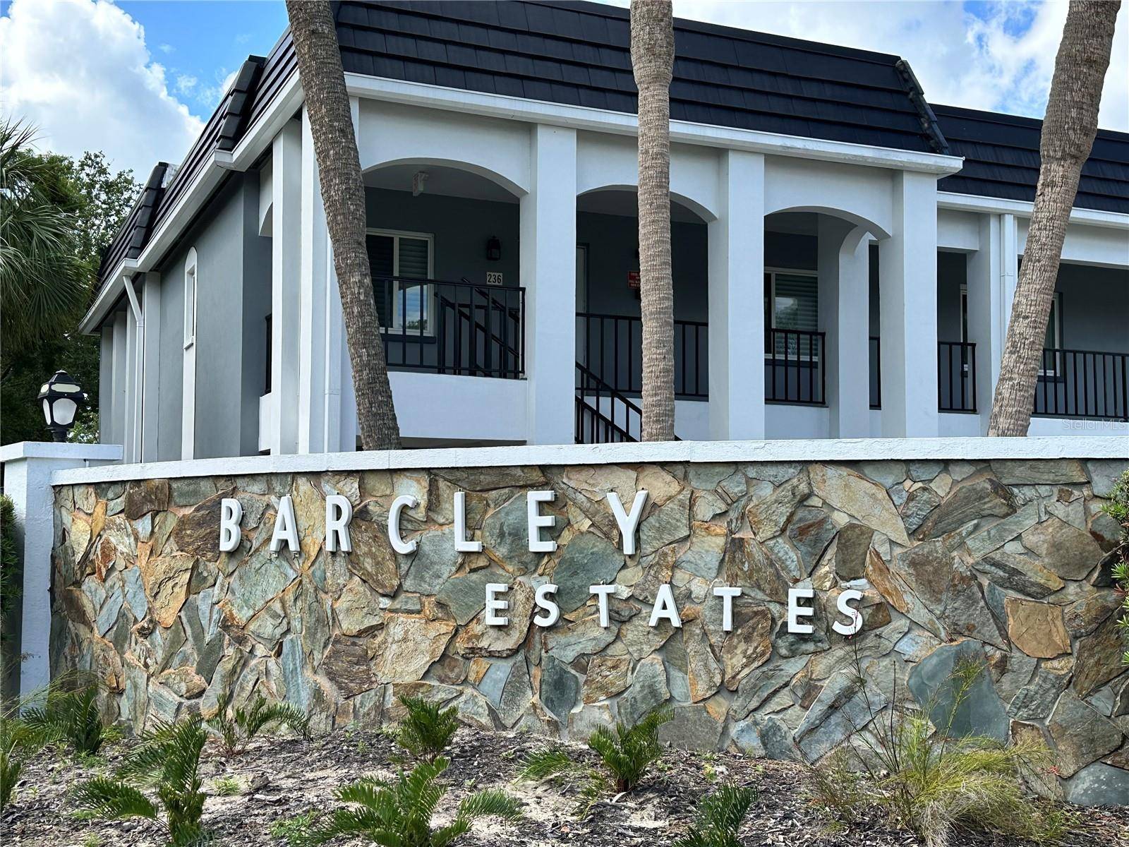 St Petersburg, FL 33702,8651 10TH ST N #212