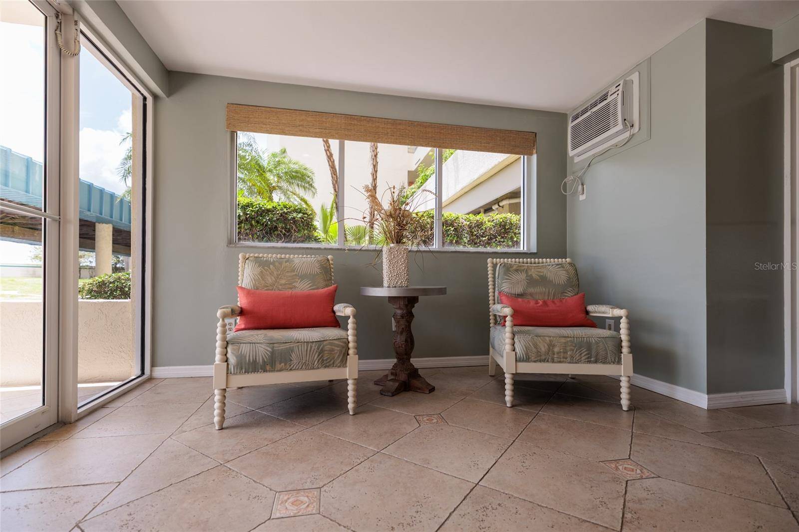 South Pasadena, FL 33707,7862 SAILBOAT KEY BLVD S #506