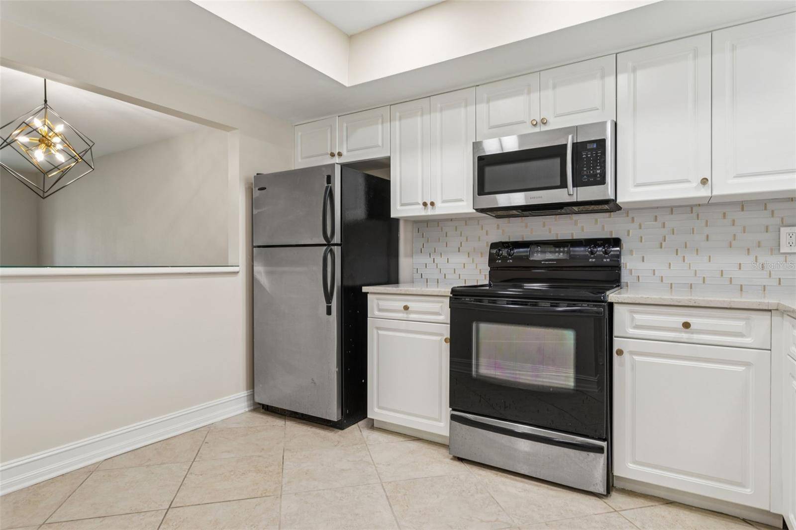 Tampa, FL 33618,10388 CARROLLWOOD LN #283