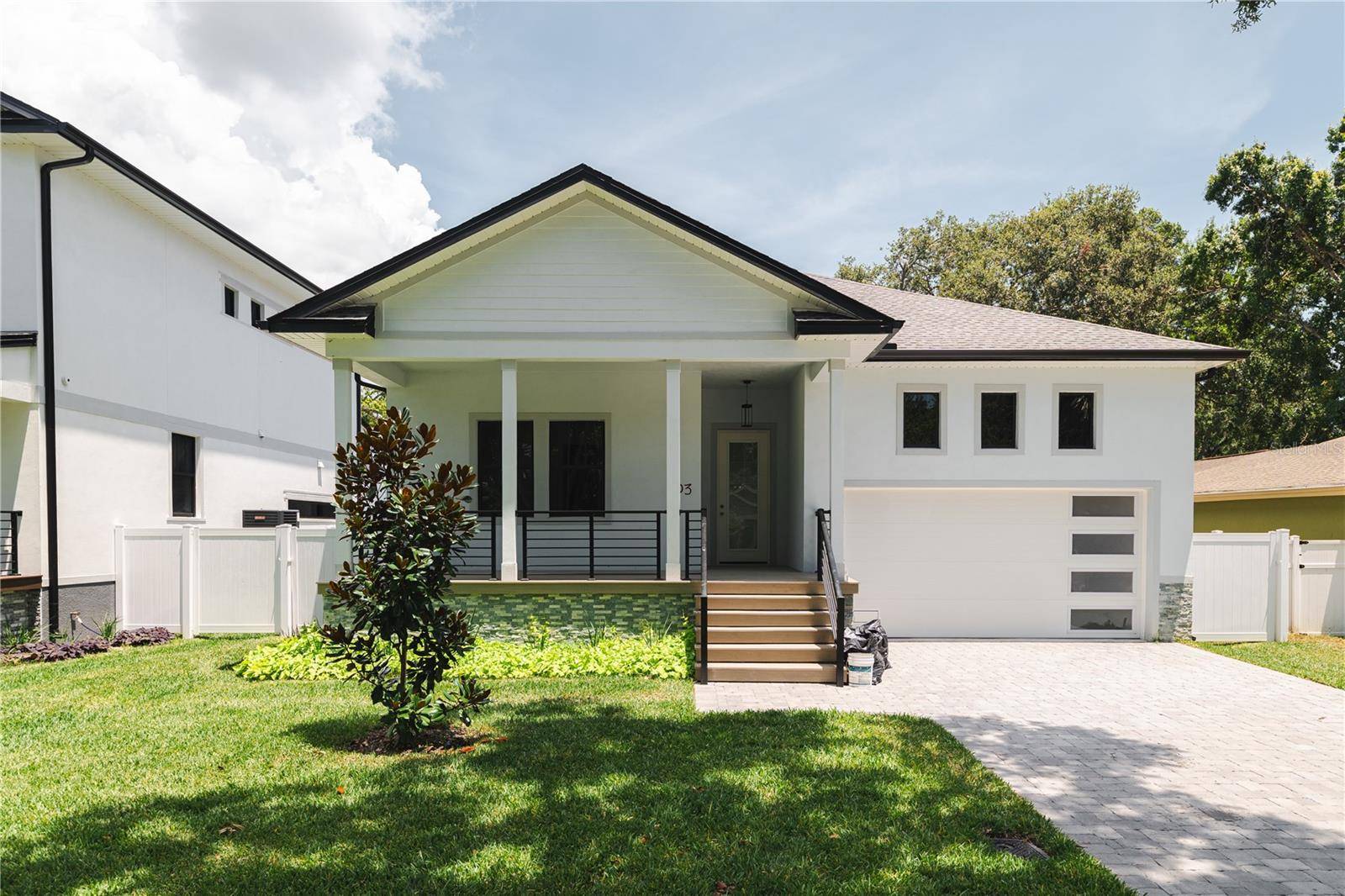 Oldsmar, FL 34677,403 PARK BLVD