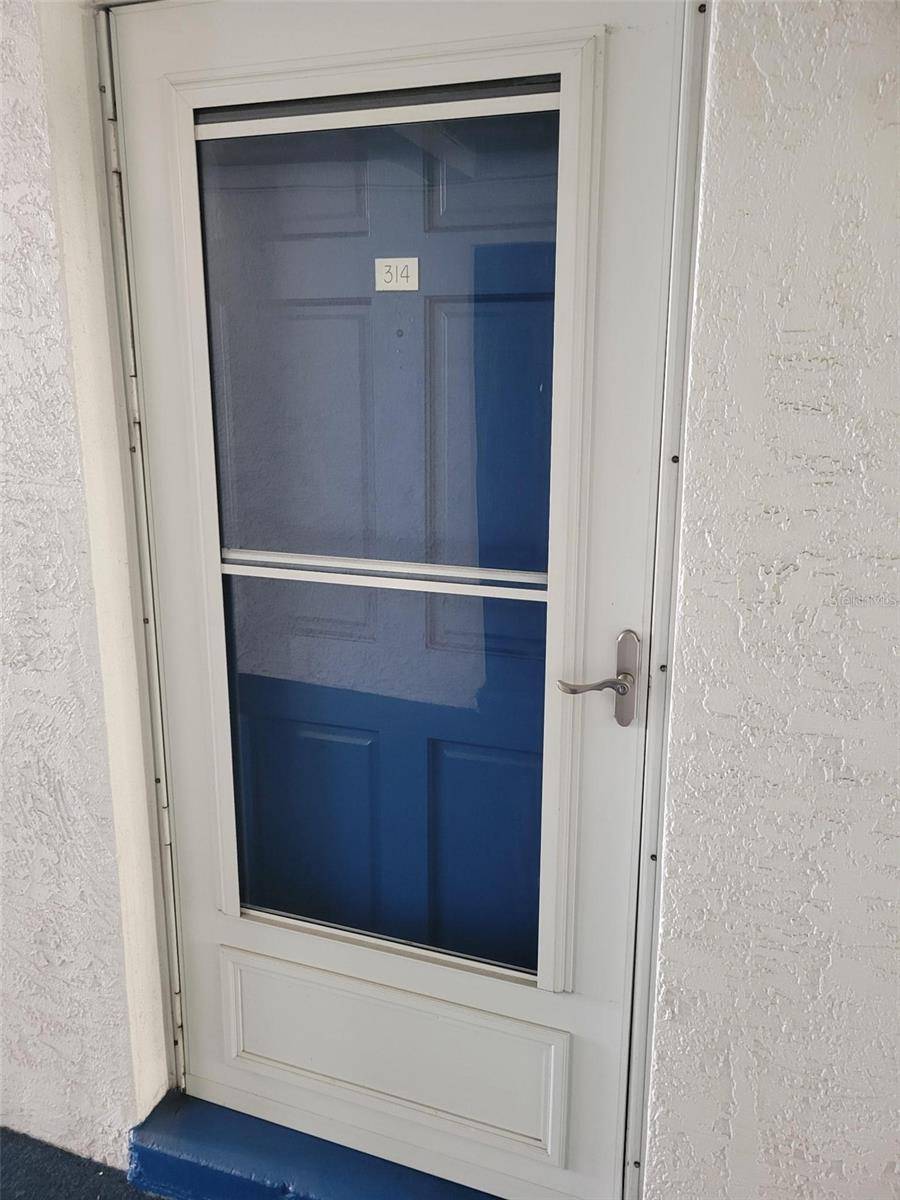St Petersburg, FL 33702,350 79TH AVE N #314