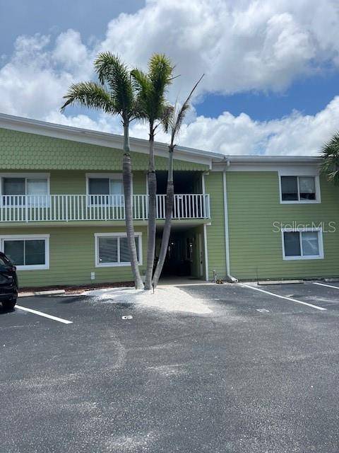 Treasure Island, FL 33706,225 104TH AVE #102