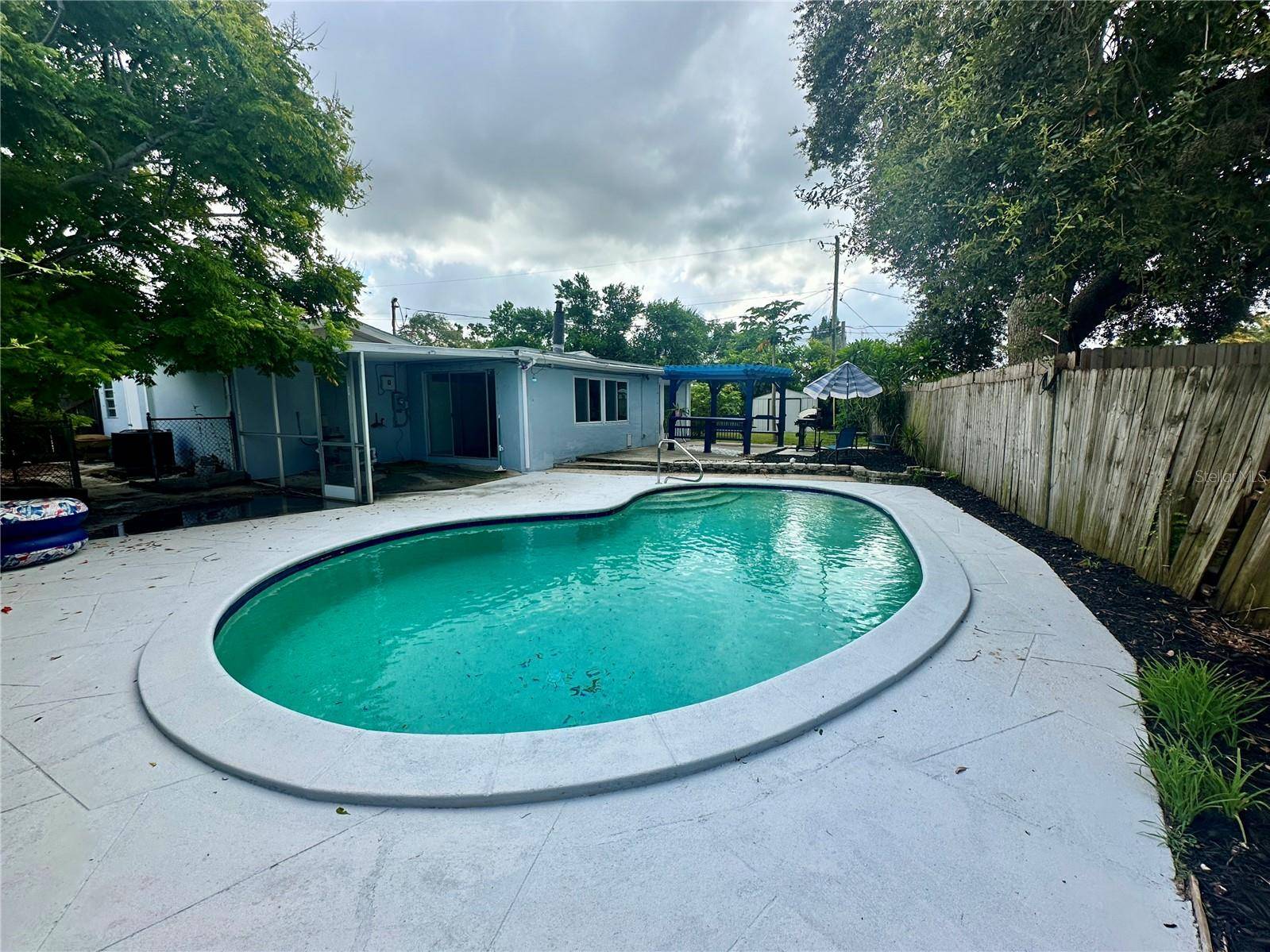 St Petersburg, FL 33710,6374 HAMPTON DR N