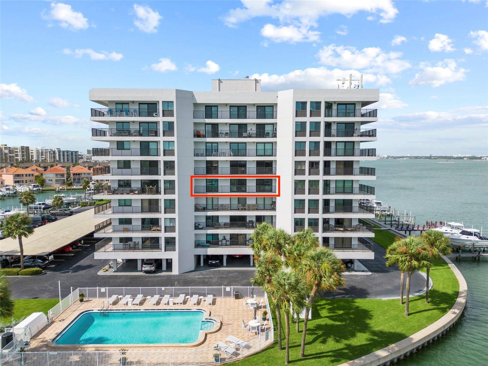 Clearwater Beach, FL 33767,240 SAND KEY ESTATES DR #245