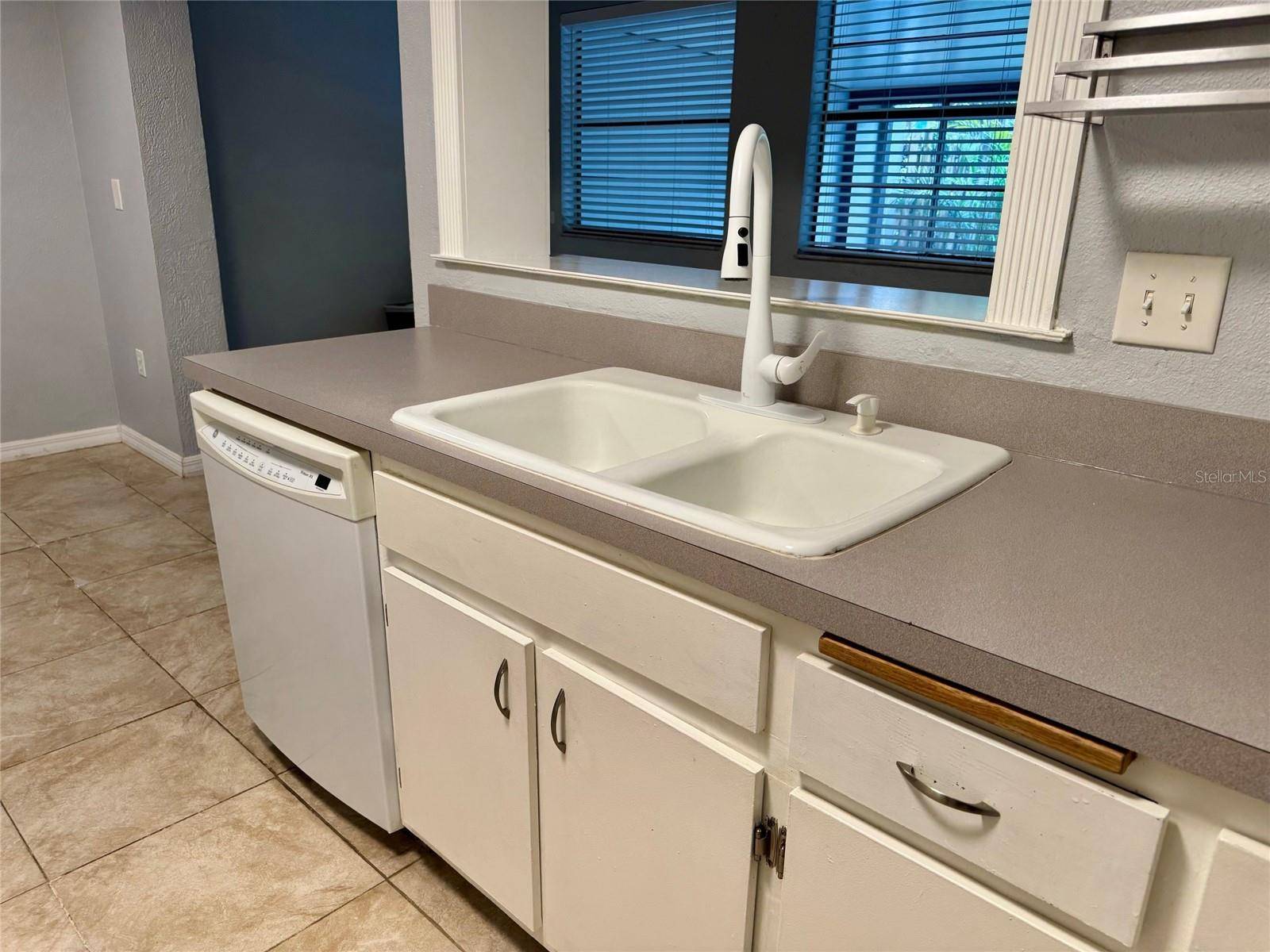 Lutz, FL 33559,14684 PINE GLEN CIR
