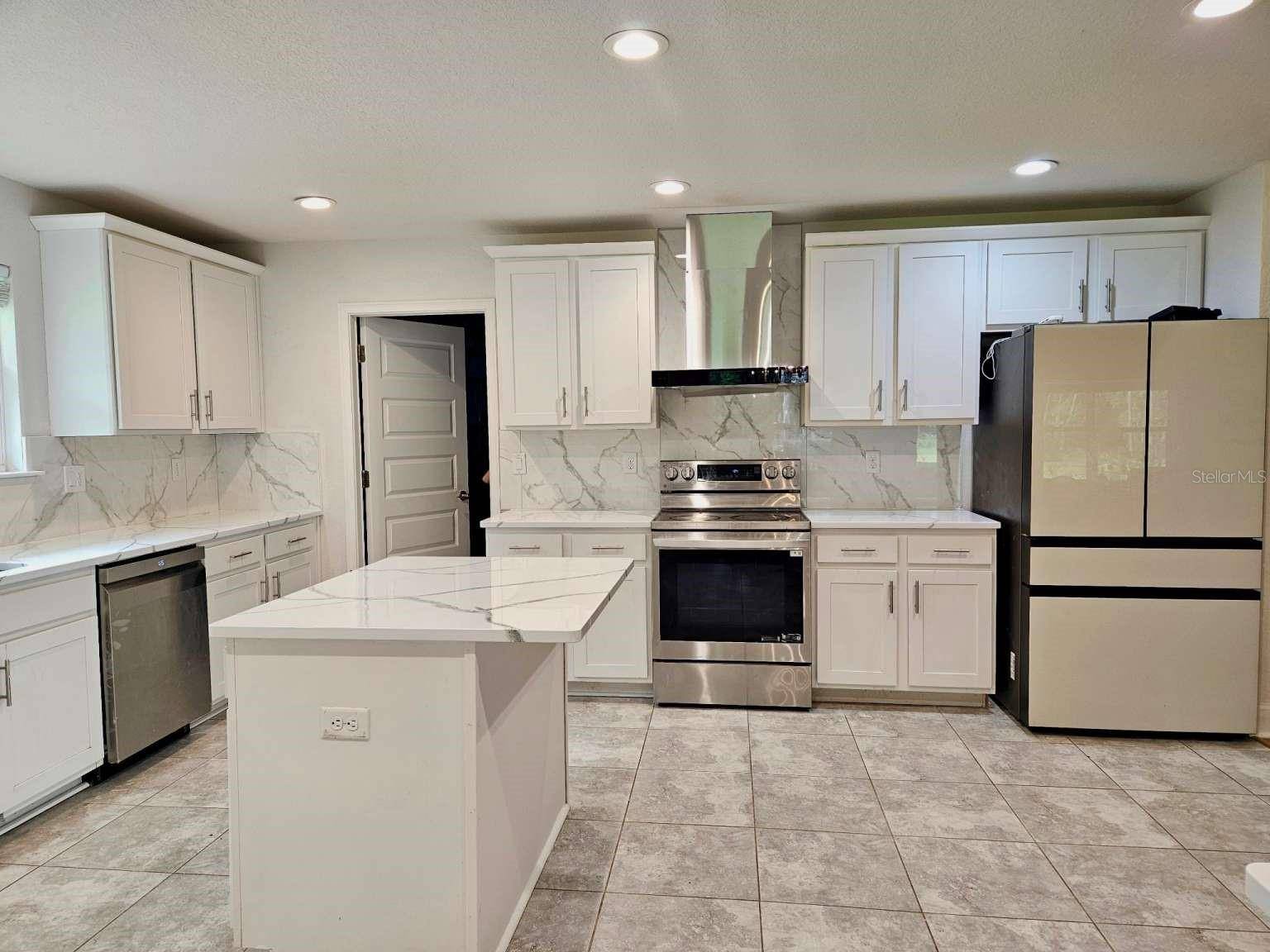 High Springs, FL 32643,8969 NE 8TH TRL