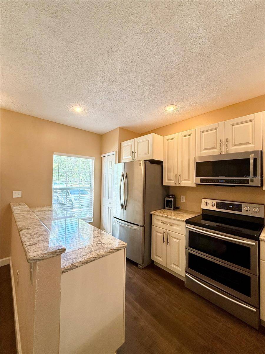 Tampa, FL 33647,8654 HUNTERS KEY CIR
