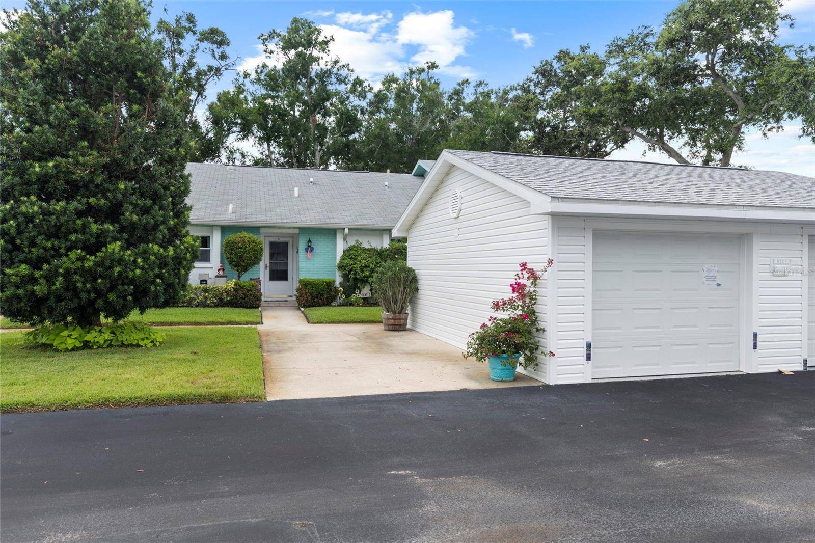 Palm Harbor, FL 34684,1021 TARTAN DR #C