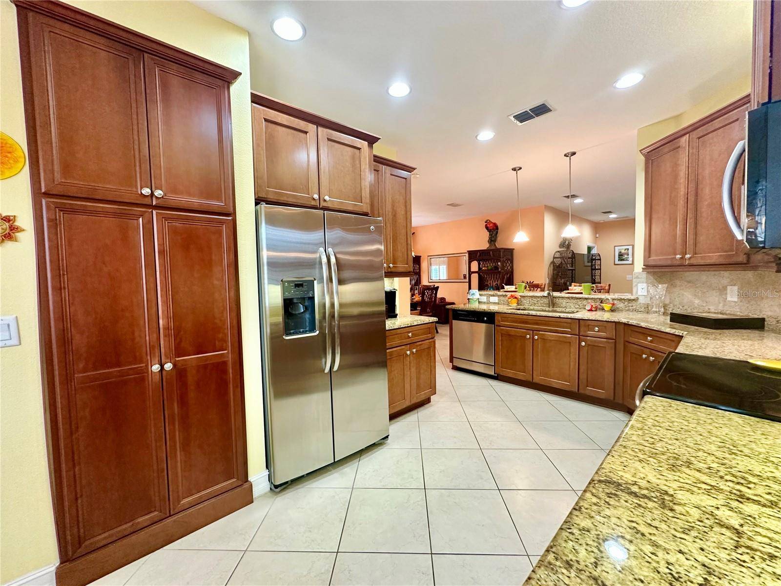 Wimauma, FL 33598,16209 AMETHYST KEY DR