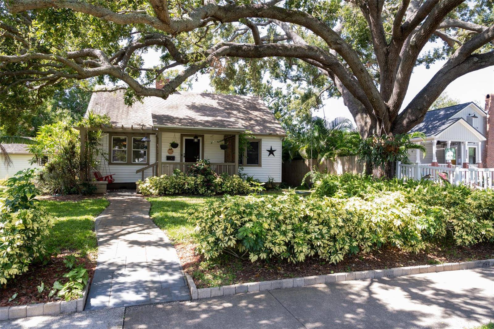St Petersburg, FL 33713,2342 8TH AVE N
