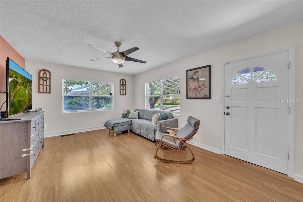Clearwater, FL 33756,1001 JASMINE WAY