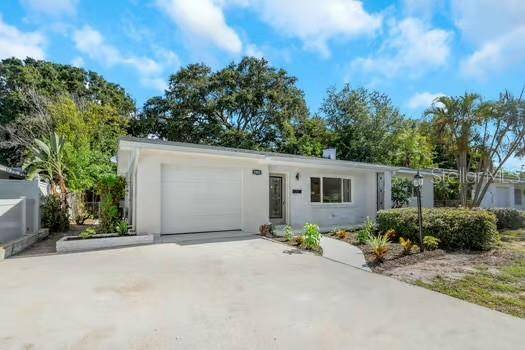 St Petersburg, FL 33712,2083 69TH AVE S