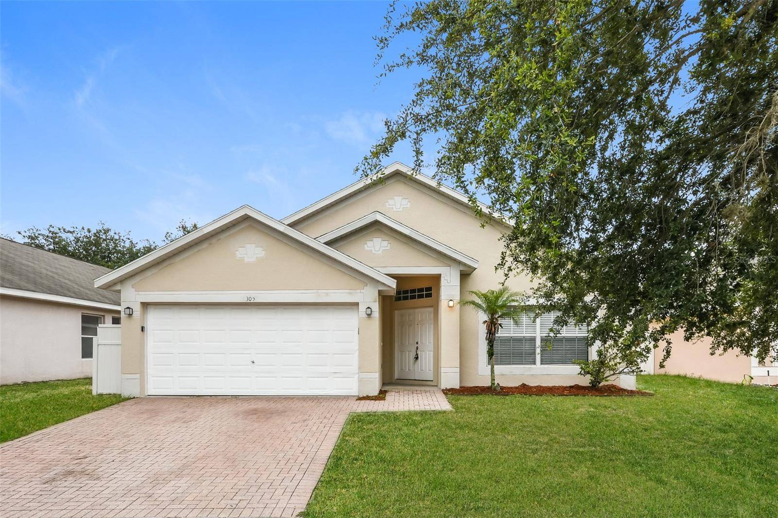 Haines City, FL 33844,305 WEATHERBY PL