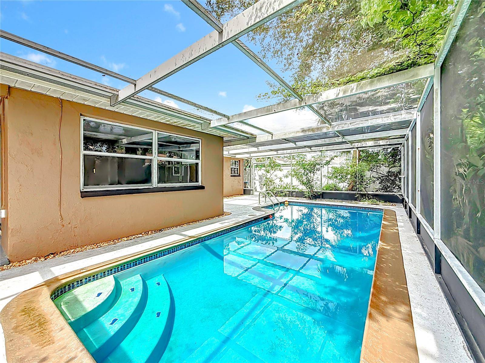Holiday, FL 34690,5722 MARIPOSA DR