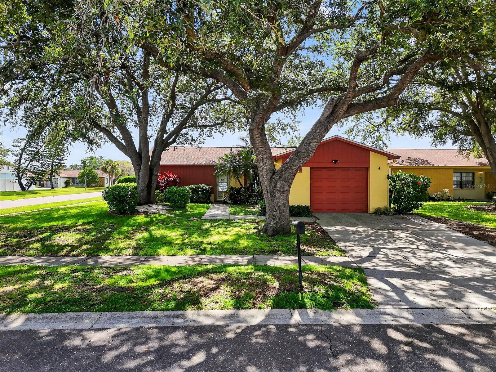 Brandon, FL 33511,907 OLD FIELD DR