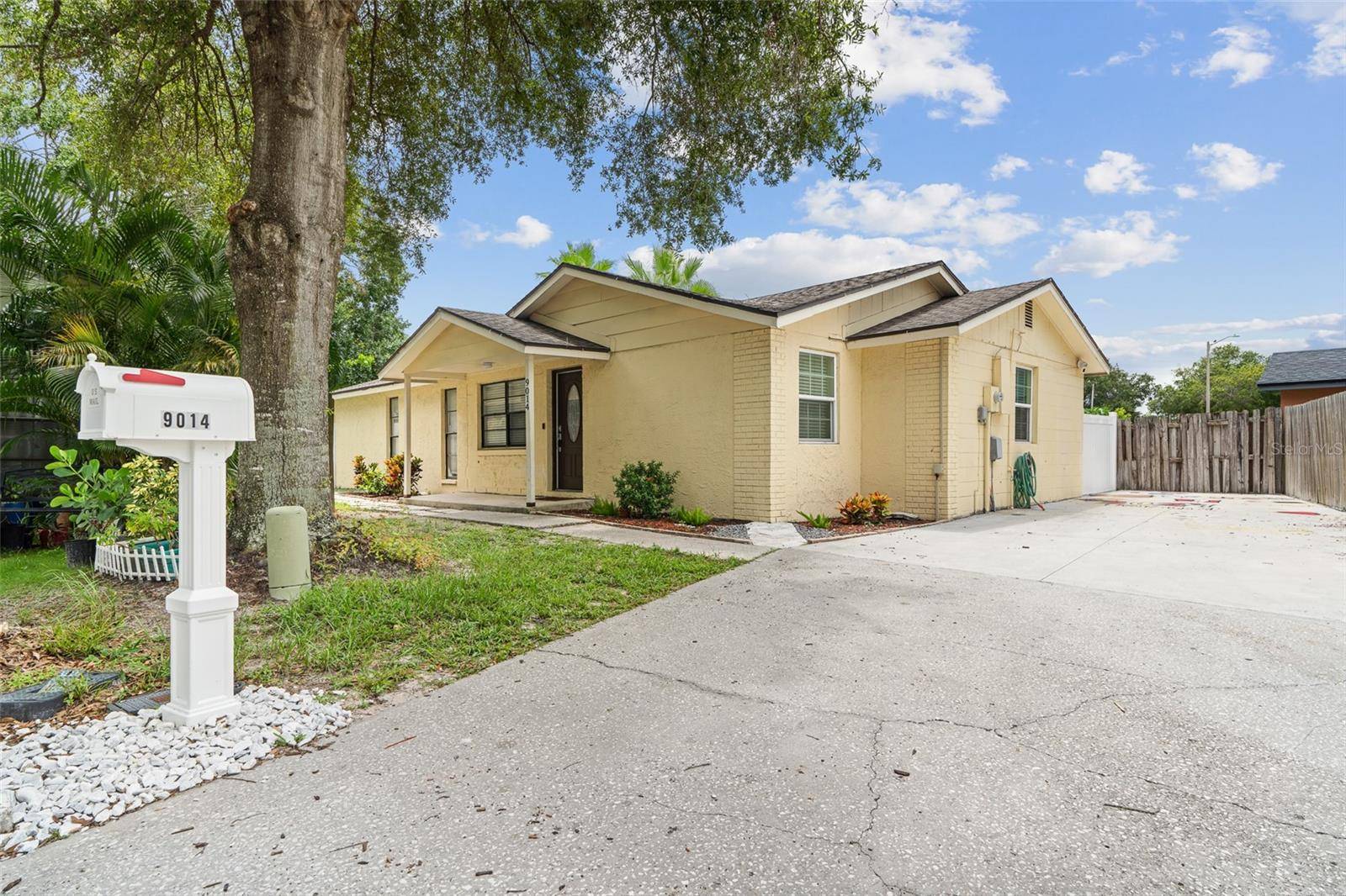 Tampa, FL 33615,9014 WHEATHILL WAY
