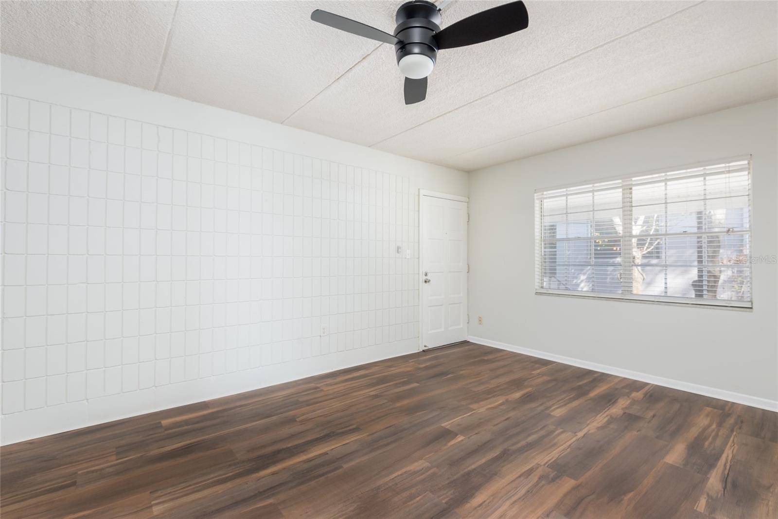 Tampa, FL 33609,3211 W DE LEON ST #9