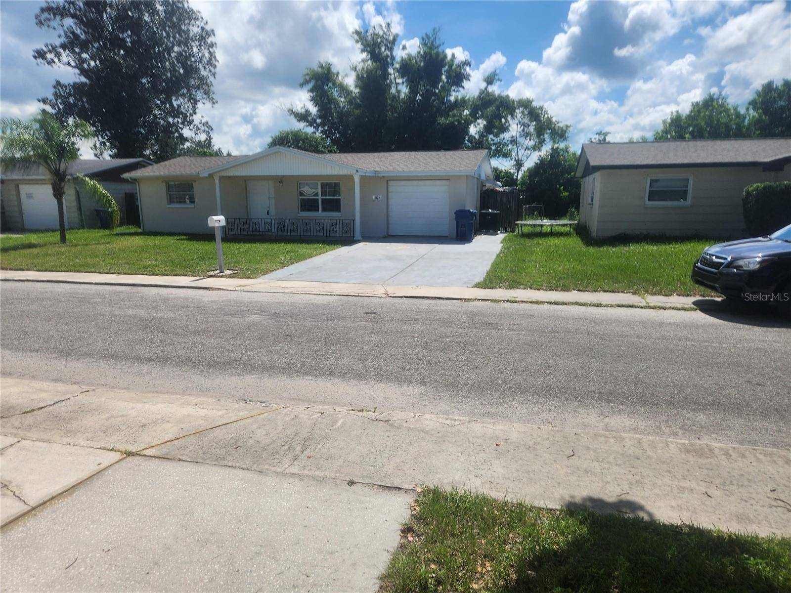 Holiday, FL 34691,1024 DEAL LN