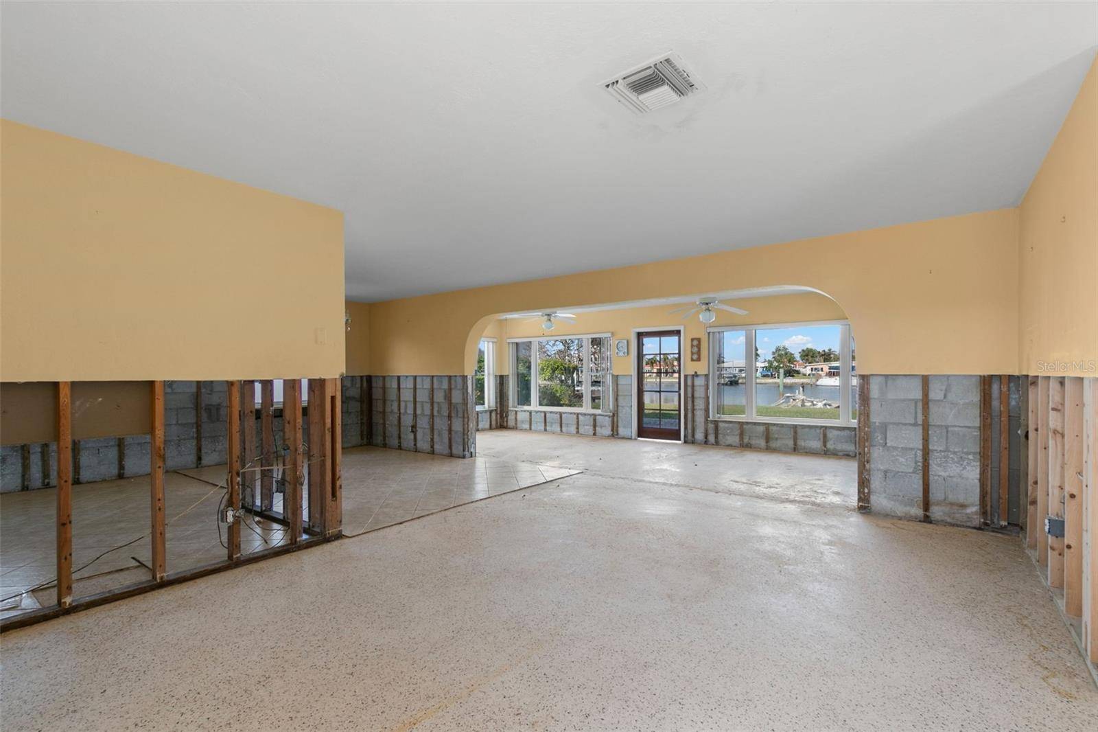 Treasure Island, FL 33706,11325 4TH ST E