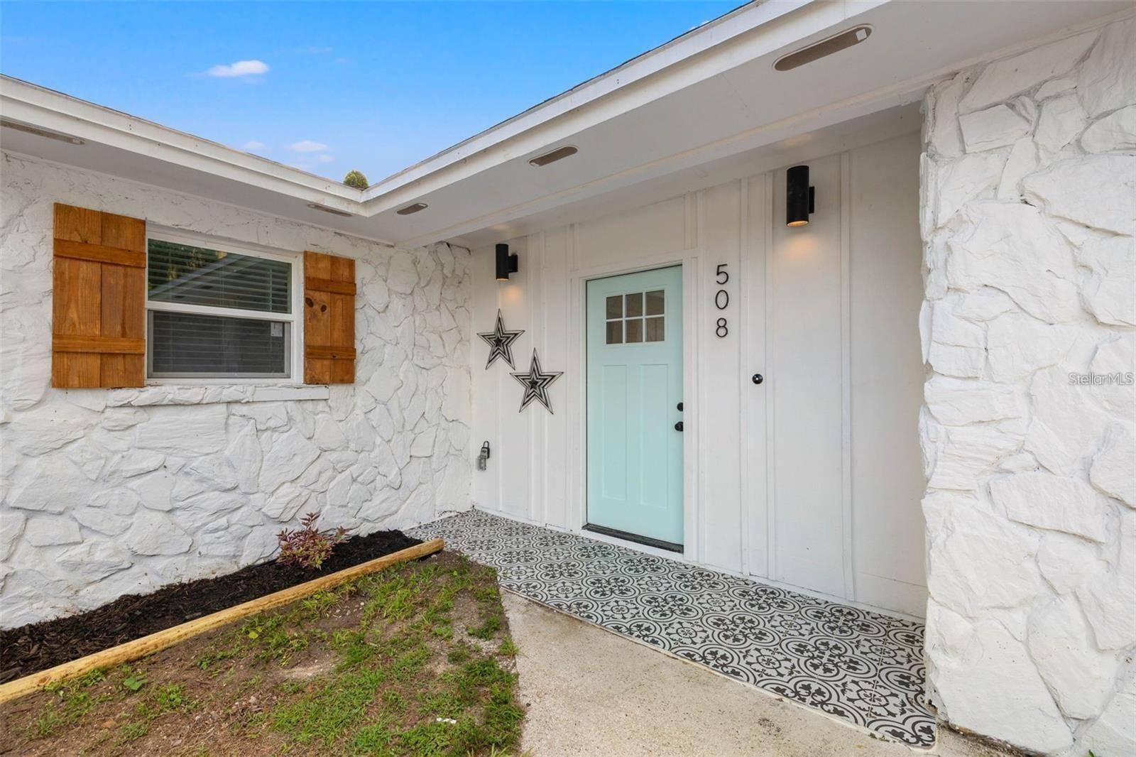 Brandon, FL 33511,508 BROOKER RD