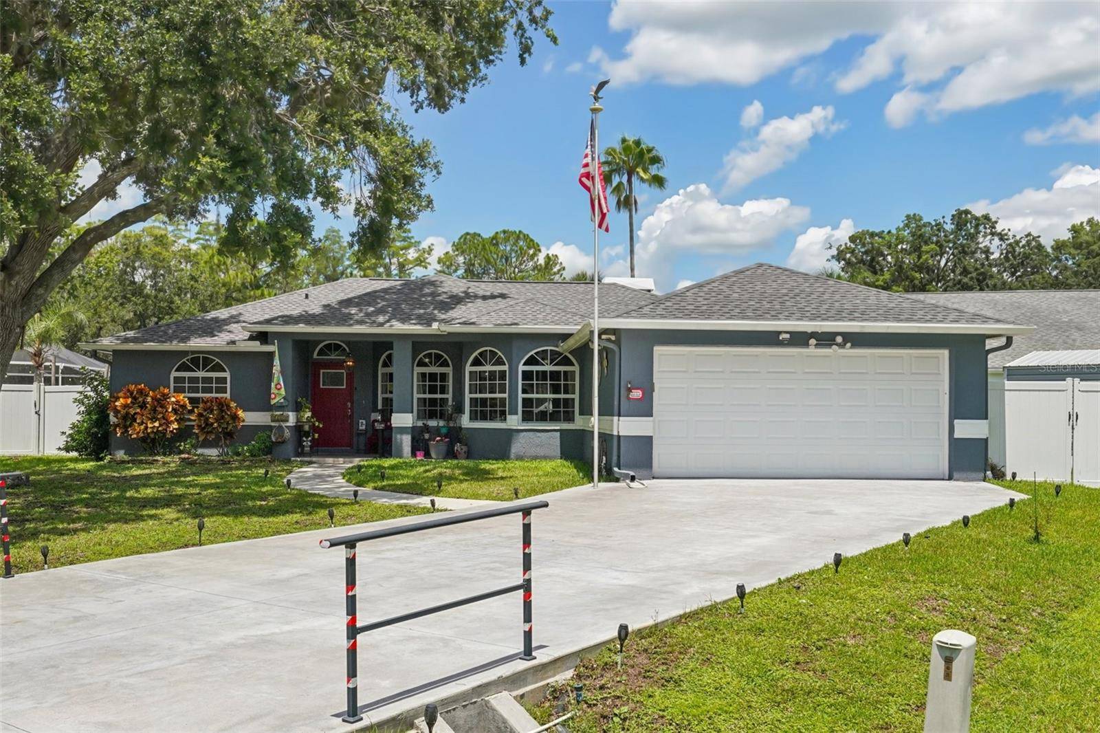 Land O Lakes, FL 34639,5425 EAGLE BLVD