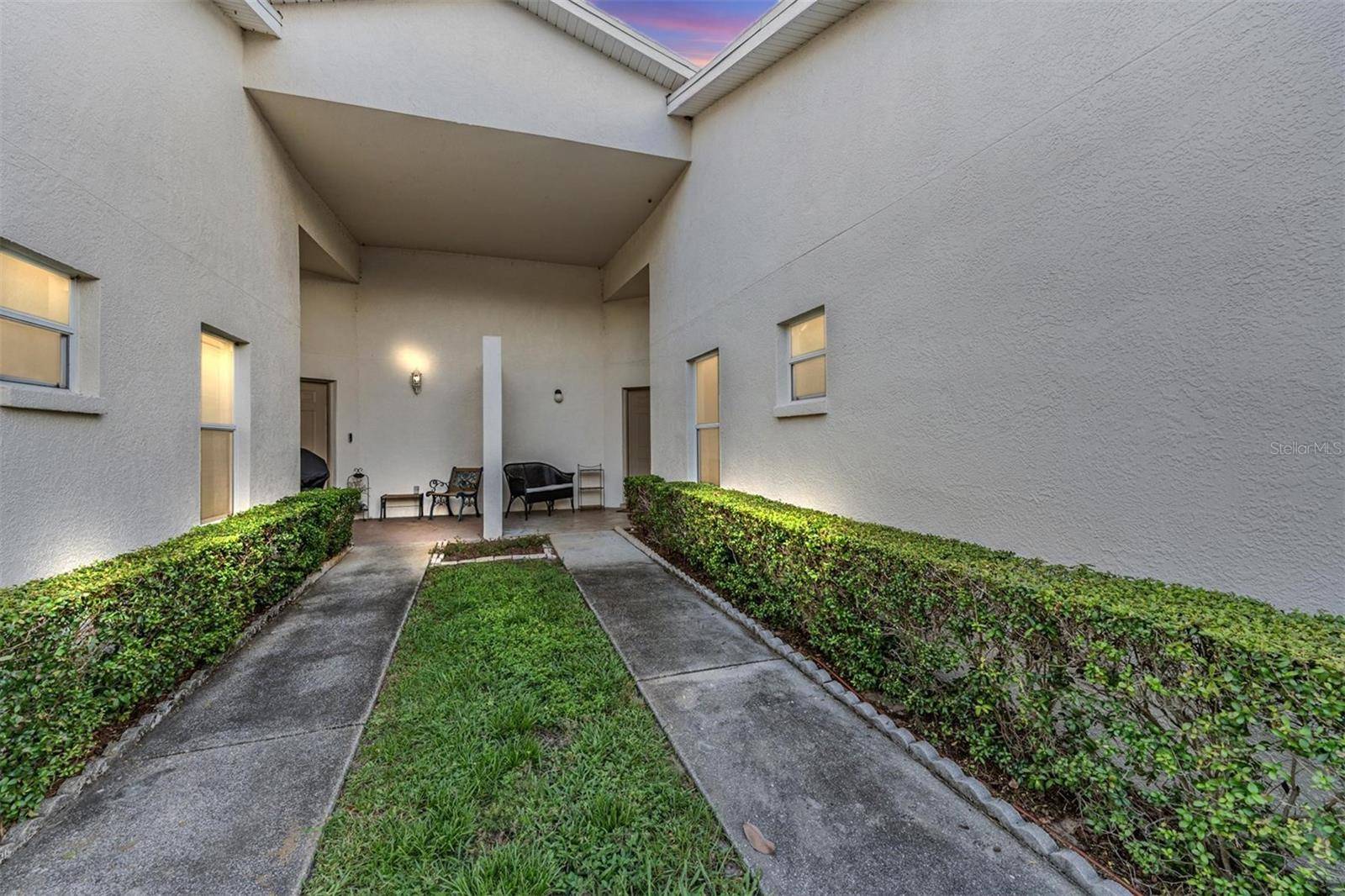 Temple Terrace, FL 33637,8406 TERRACE MEADOWS CT
