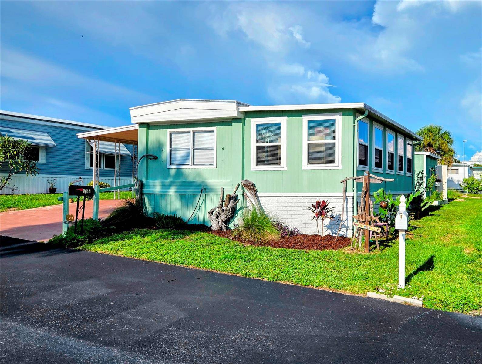 Zephyrhills, FL 33541,7122 EL GRECO ST